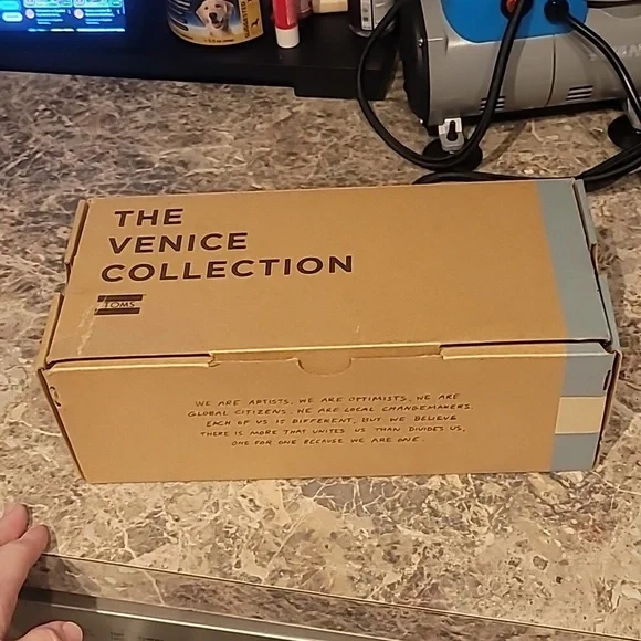 NIB Toms Warm Classic Navy Canvas Glow In the Dark DNA Print Slip-On Size 11 W - Picture 7 of 7